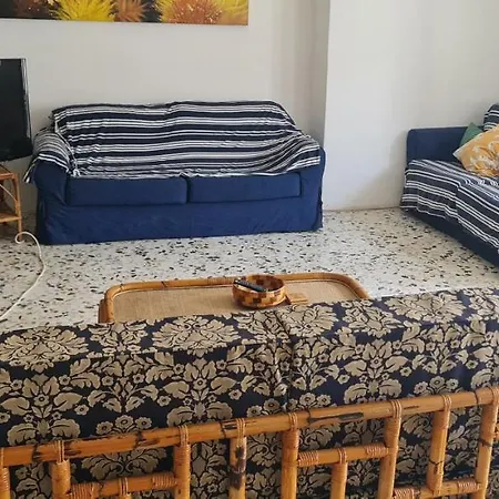 Lägenhet 5 Bedrooms Flat At Taxbiex *