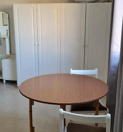 5 Bedrooms Flat At Taxbiex * Ta Xbiex