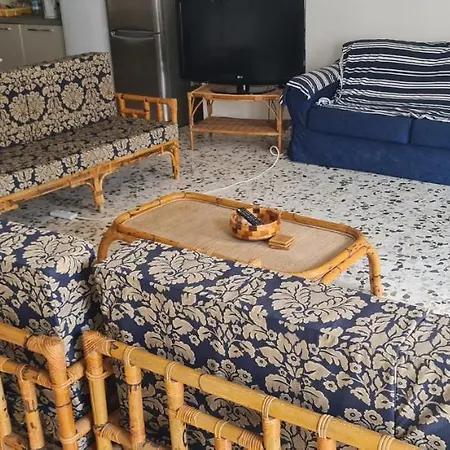 5 Bedrooms Flat At Taxbiex